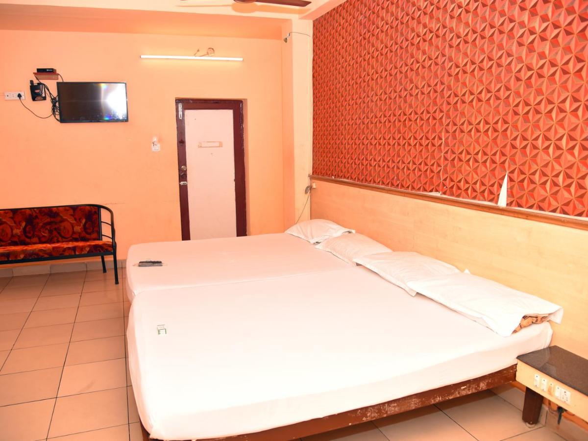 Hotel Aditya Pondicherry Exterior foto