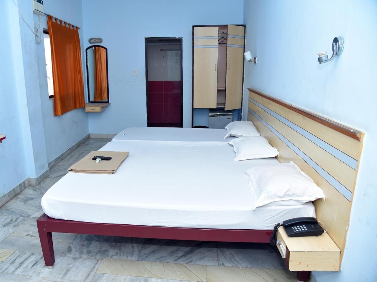 Hotel Aditya Pondicherry Exterior foto