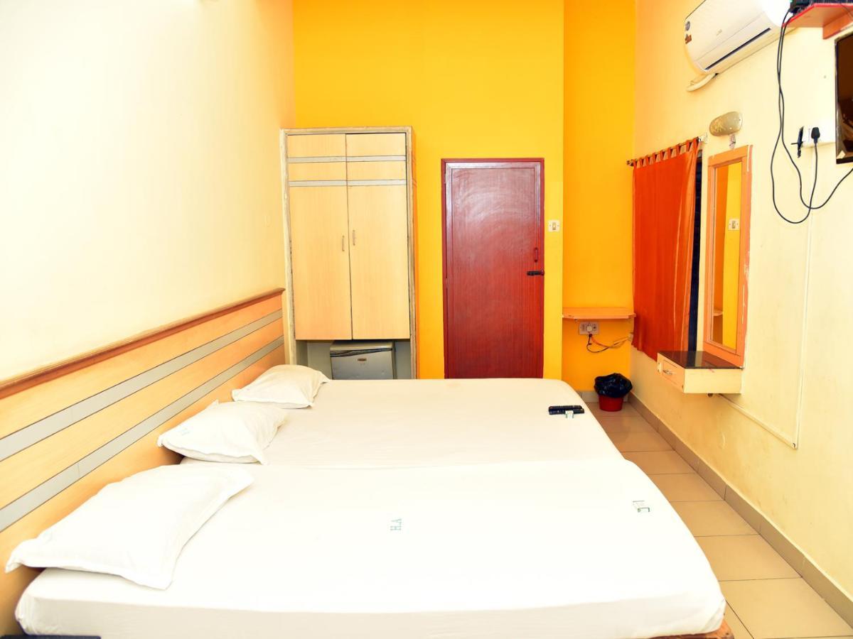Hotel Aditya Pondicherry Exterior foto