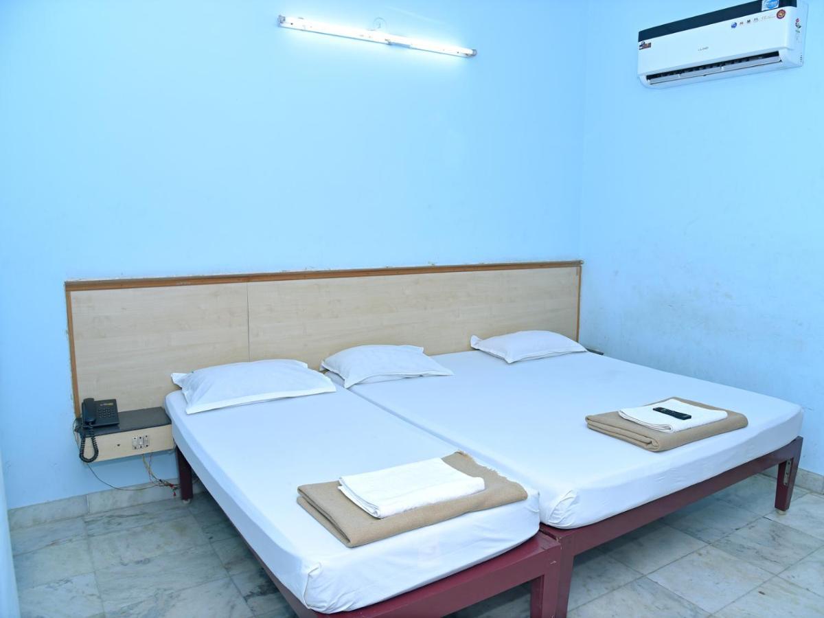 Hotel Aditya Pondicherry Exterior foto